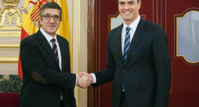 López y Sánchez durante un encuentro. Foto: Congreso