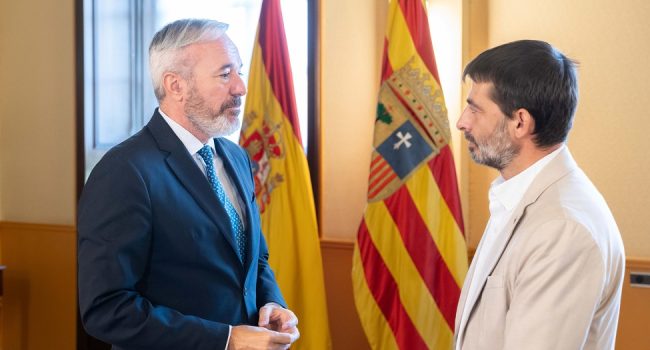 Sanz pide a Azcón “que no sea emisario de Feijóo” y abogue por la “corresponsabilidad, la colaboración y la lealtad” en su reunión con Sánchez