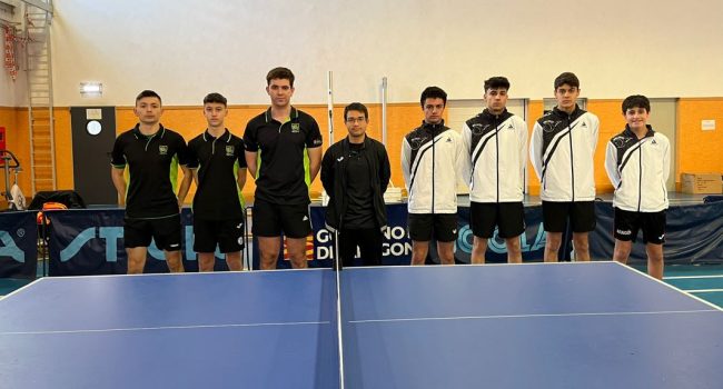 Equipo de tenis de mesa de School Zaragoza en primera estatal