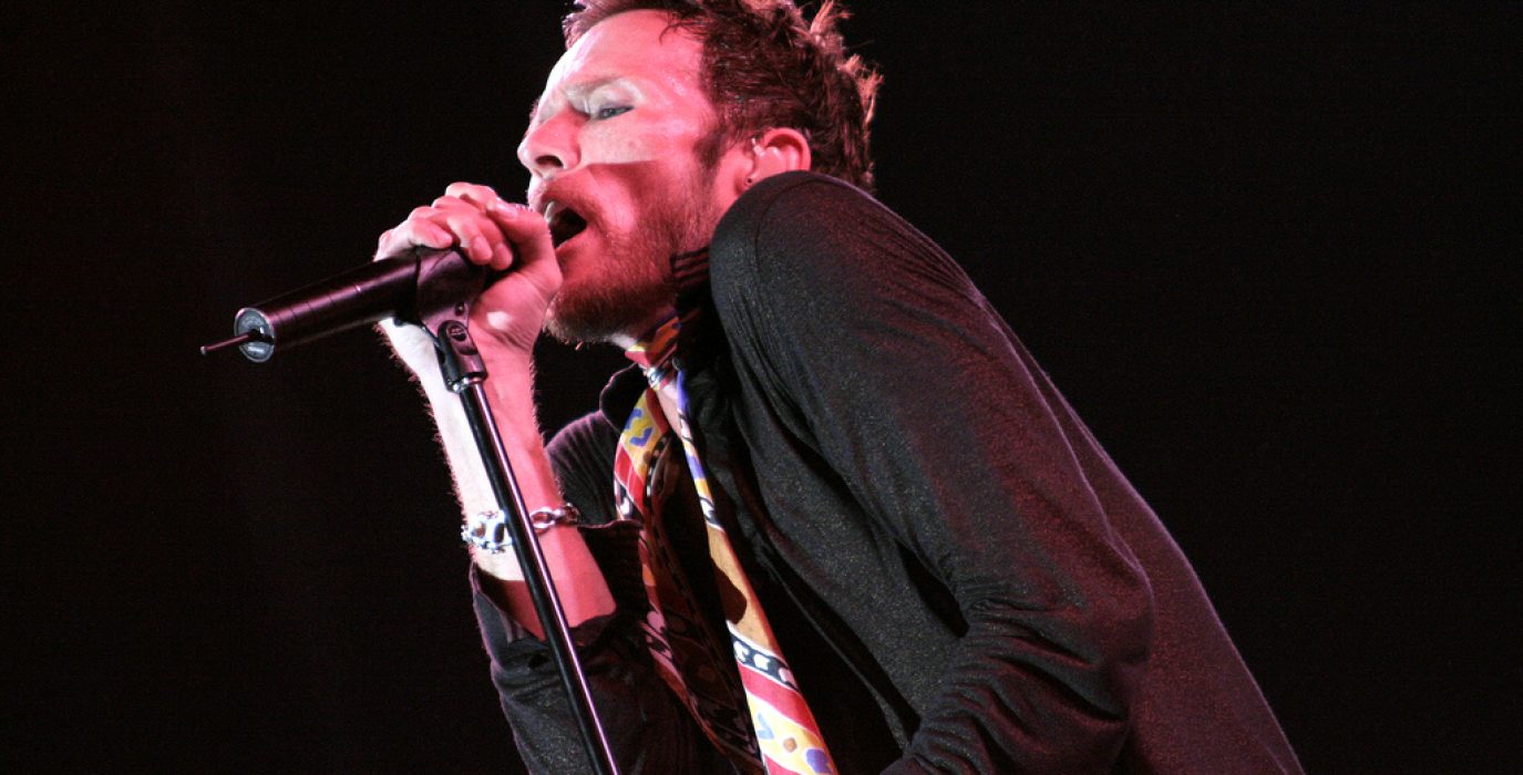 Scott Weiland en una actuación en 2017. Foto: Daigo Oliva (CC BY-SA 2.0)