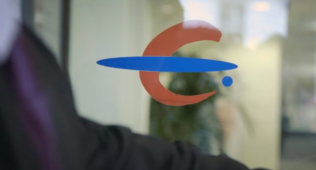 Logotipo de Ibercaja en una de sus sucursales.