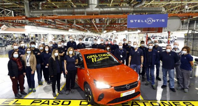 La CGT denunciará ante Inspección de Trabajo y el Juzgado de lo Social a Stellantis