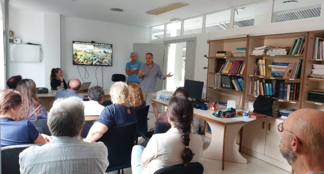 Reunión de Stop Biogás Jiloca con profesionales sanitarios.