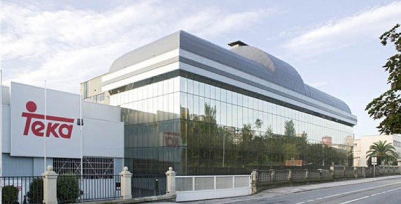 Planta de Teka.