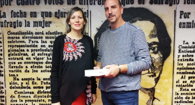 Martín y Egea con sus actas de senadores. Foto: Teruel Existe