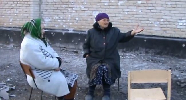 Testimonios de los abuelos de Kriashchevatoe. (Fotograma del vídeo de Eloy Fontán).