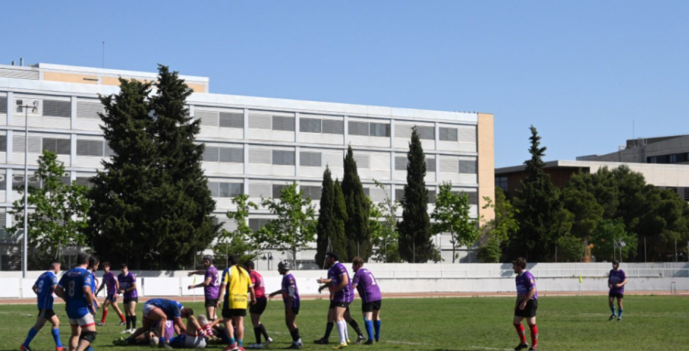 un equipo de rugby del torneo rector universidad de zaragoza, donde juega el equipo de derecho
