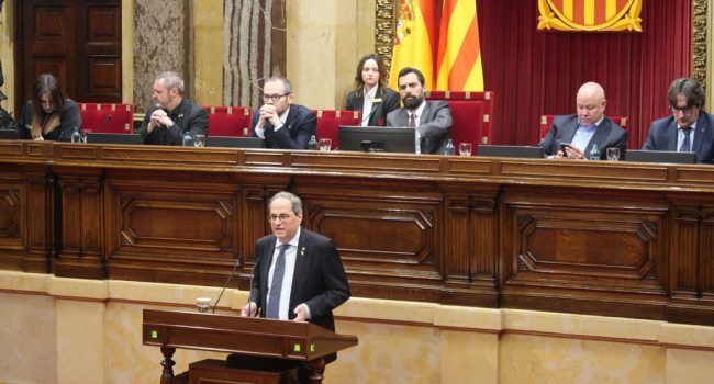 Intervención de Torra durante el pleno del Parlament de Catalunya de este sábado. Foto: @parlamentcat