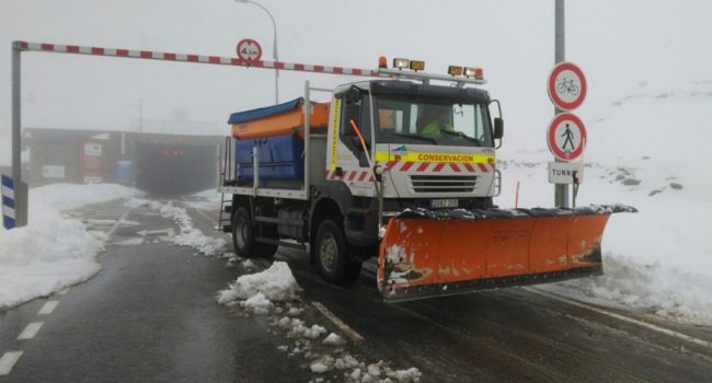Trabajos en la noca del túnel de Bielsa. Foto: DGA