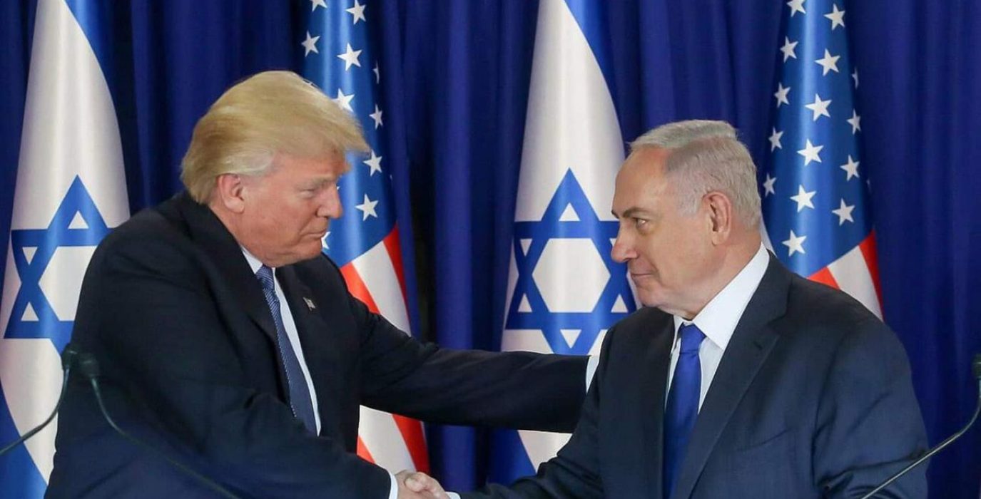 Donald Trump y Benjamin Netanyahu en un encuentro mantenido en Jerusalén en 2017 | Foto: POOL / The White House