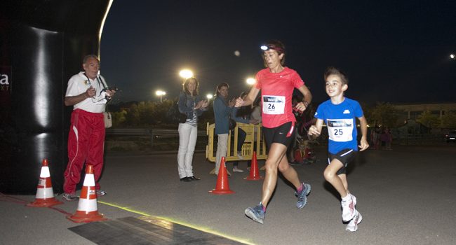 Participantes de la edición de 2014. Foto: Carrera Nocturna de Uesca
