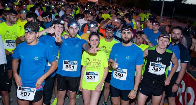 Participantes de la pasada edición. Foto: Carrera Nocturna