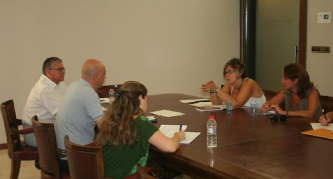 Reunión para la creación de la Mesa de Emergencia Habitacional. Foto: Gobierno de Aragón