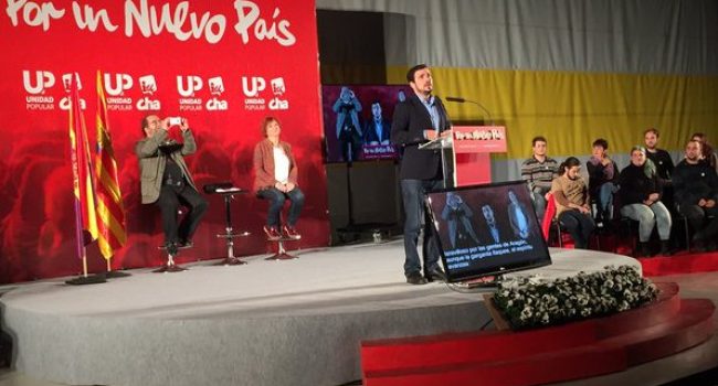 Alberto Garzón durante el acto central de UP en Zaragoza. Foto: @UnidadPopularAr