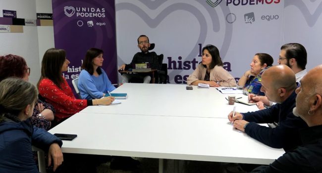 Reunión de Unidas Podemos con asociaciones de afectados.