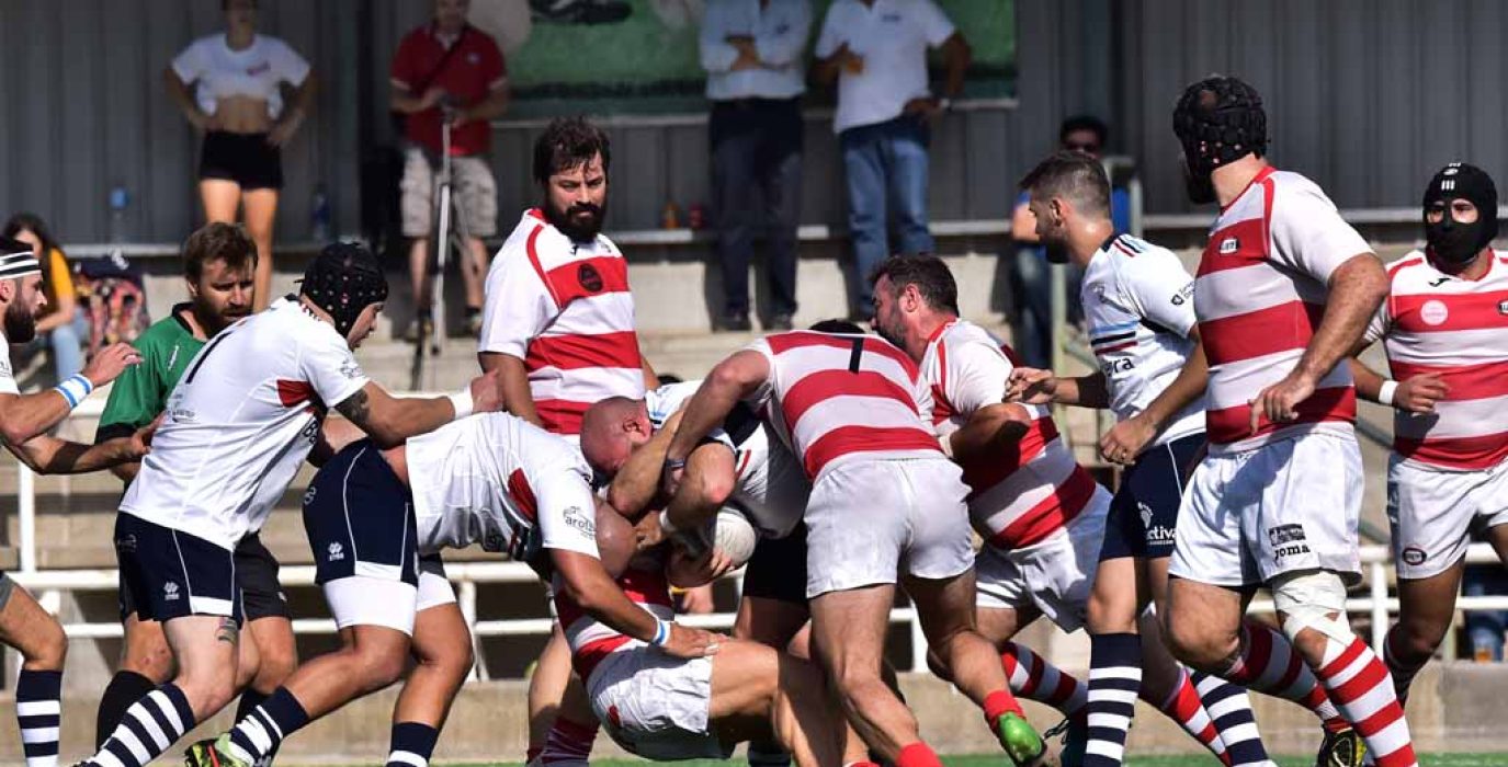 Imagen del partido de ida entre el Bantierra Fénix y el UAR Montcada. Foto: Valentín Guiterrez.