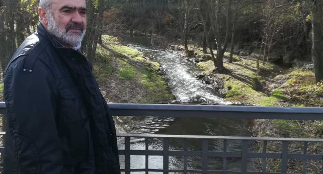 El portavoz de Cambiar Barbastro, Ramón Campo, en una de las zonas que se pretende recuperar.