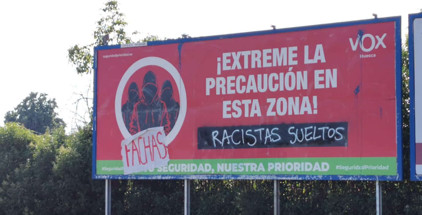 Acción contra la valla racista de Vox en Uesca | Foto: María Recreo
