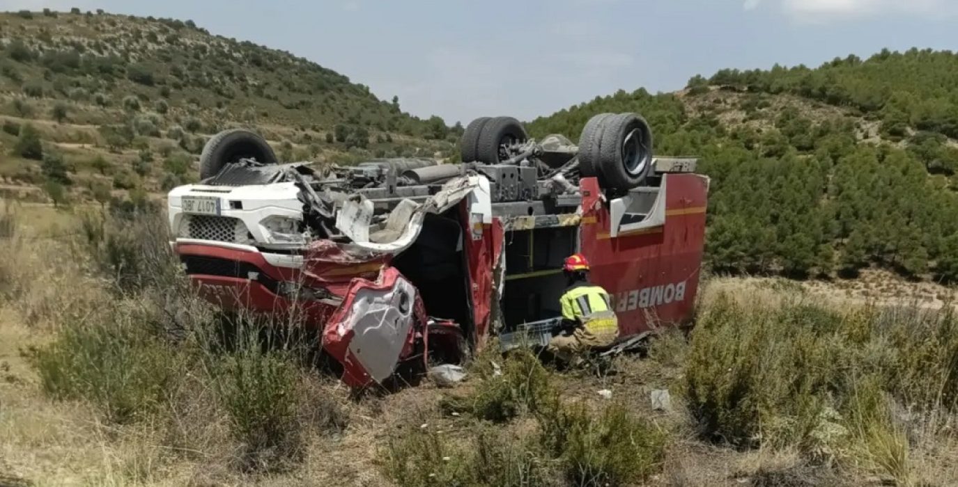 Vehículo de los bomberos forestales accidentado en el Matarranya | Foto: CCOO Aragón