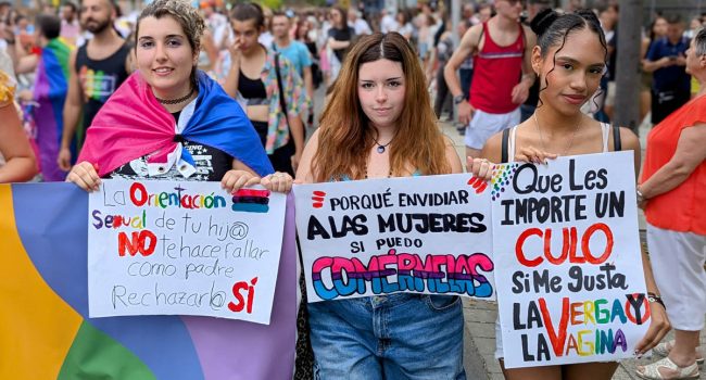 Manifestación del Orgullo 2024 de Zaragoza | Foto: Iker G. Izagirre (AraInfo)