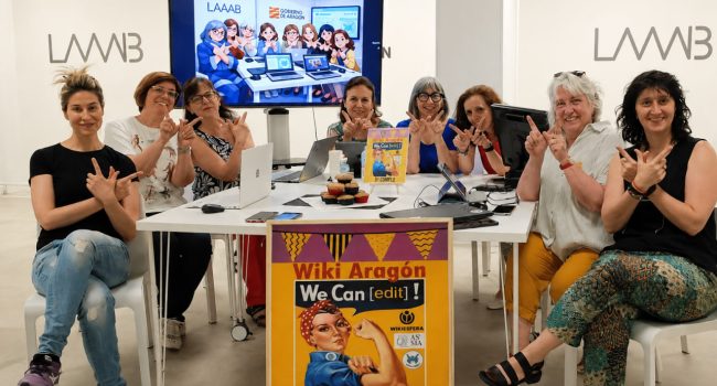 Integrantes de WikiAragón durante la reunión con la que celebraron el quinto aniversario del proyecto de edición colaborativa y visibilización de mujeres en Wikipedia | Foto: WikiAragón