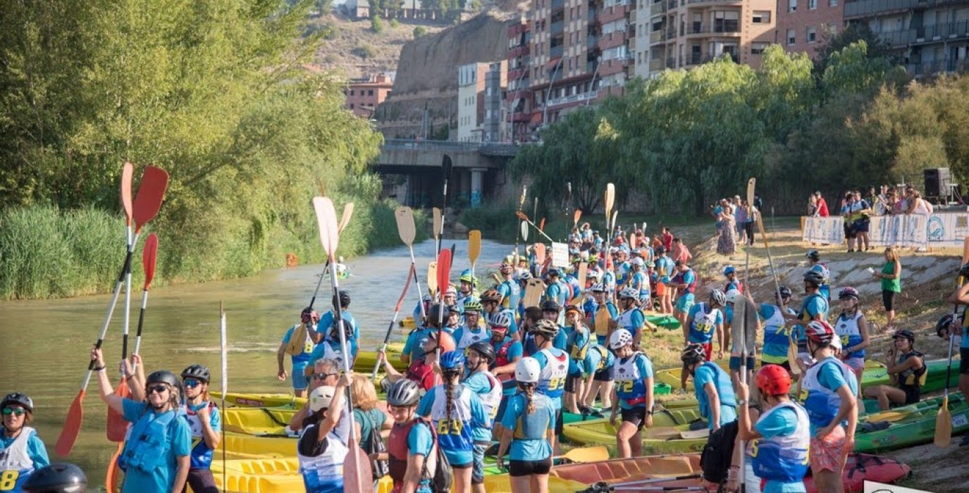 Imagen del XXIV Descenso Popular del Cinca, celebrado el pasado año.