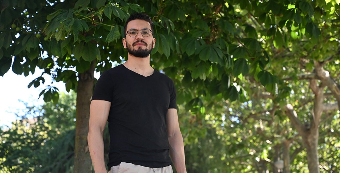Youssef M. Ouled, periodista e investigador sobre perfilamiento racial para Rights International Spain  | Foto: Okba Mohammad, periodista sirio en España, @baynanaes