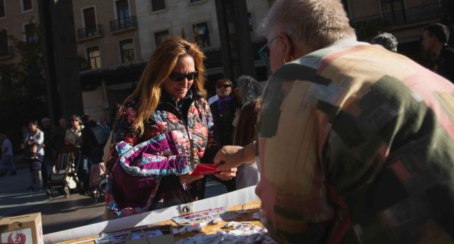 Zaragoza en Común ha llevado la campaña a la plaza Salamero | Foto: ZeC