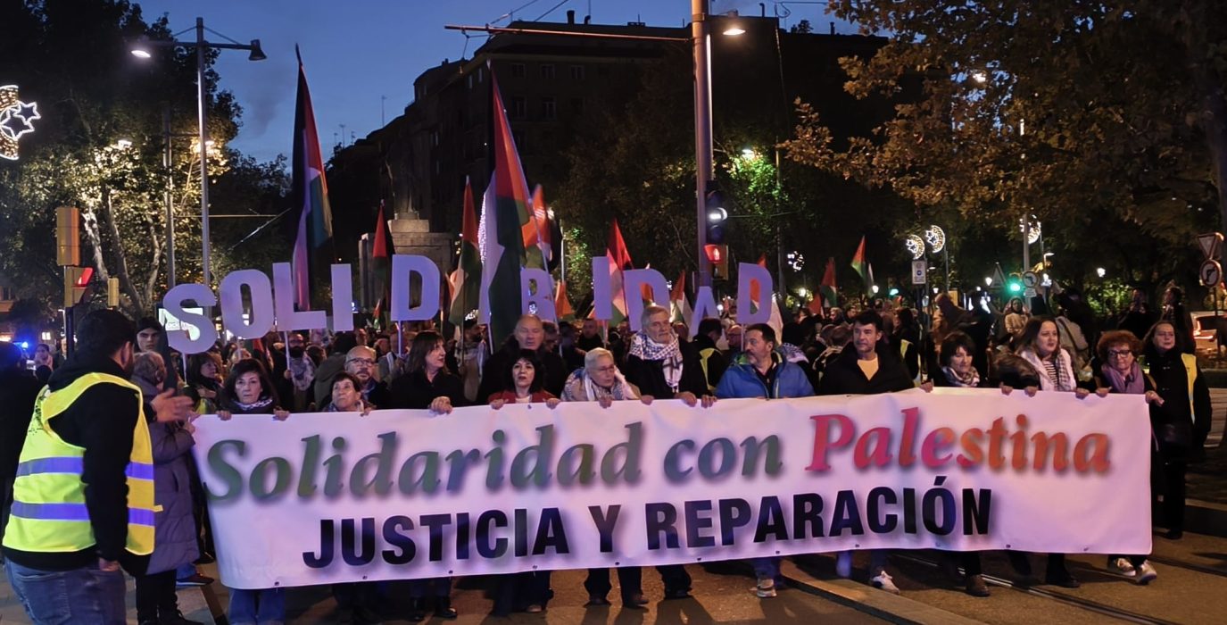 Manifestación contra el genocidio en Palestina, celebrada este sábado en Zaragoza | Foto: @OSTAsindicato