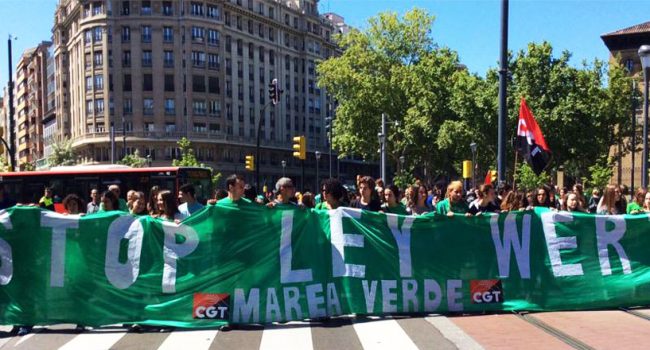 Manifestación contra la LOMCE en Zaragoza. Foto: @arainfonoticias