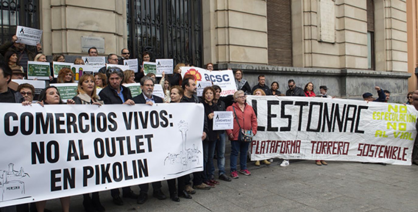 Protesta en Zaragoza contra el 'outlet' de Pikolín. Foto: Primo Romero