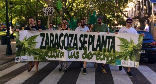 Manifestación de la plataforma Zaragoza Se Planta. Foto: @arainfonoticias