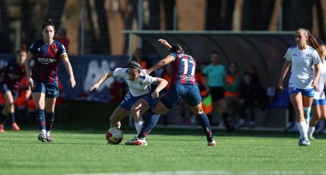 Un momento del derbi. | Foto: Zaragoza CFF
