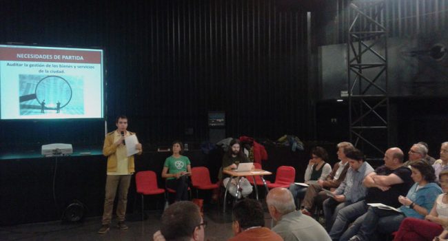 Este jueves tuvo lugar una asamblea en el CC Delicias. Foto: ZeC