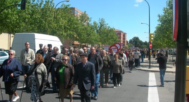 Movilización vecinal en la Avenida Cataluña en 2016. Foto: AV Dos Ríos.