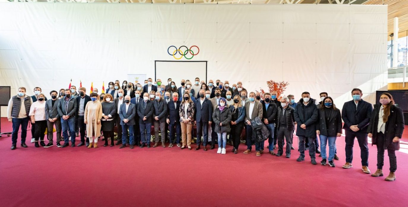 Acto de presentación de la declaración institucional de apoyo a los Jocs de invierno de 2030 impulsada por el Consell General d'Aran el 1 de diciembre de 2021.