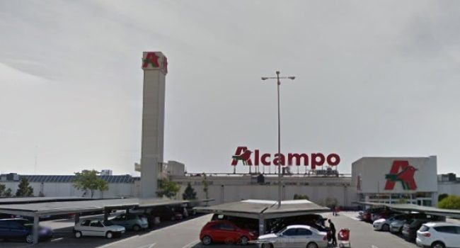 La concentración ha tenido lugar en el Alcampo de Utebo. Foto: CCOO Aragón