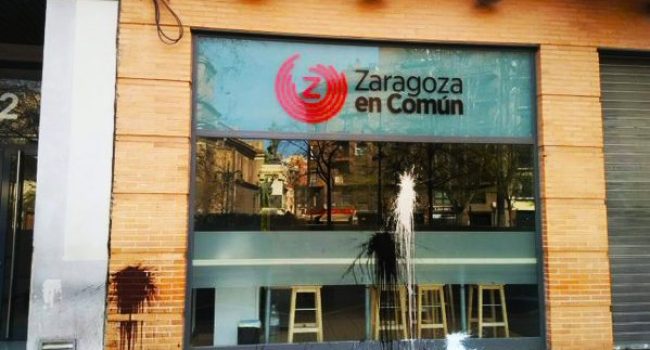La sede de ZeC atacada con pintura. Foto: PCE Aragón