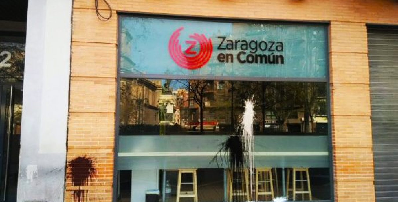La sede de ZeC atacada con pintura. Foto: PCE Aragón