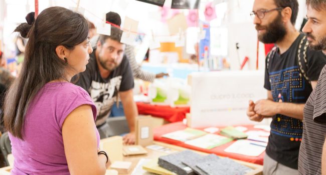 Aupro, en la pasada Feria del Mercado Social Aragón. Foto: Oshito