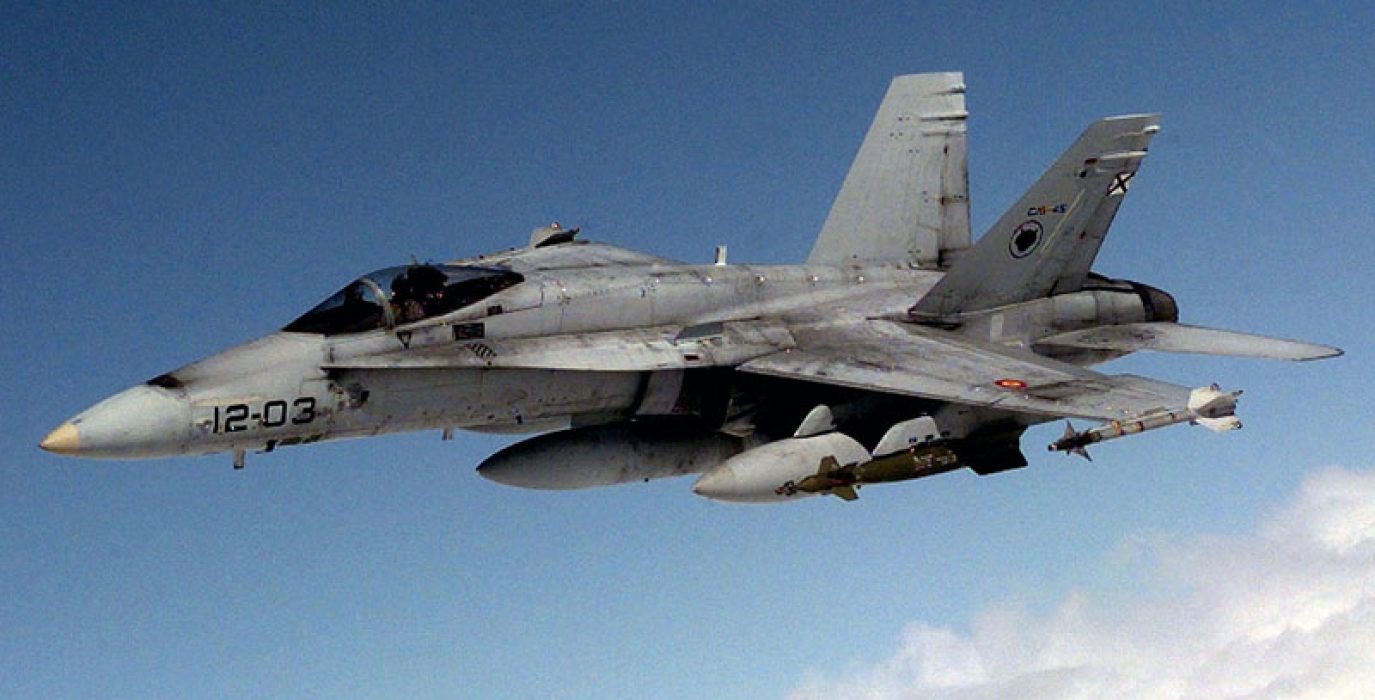 avion militar foto Sorruno cc