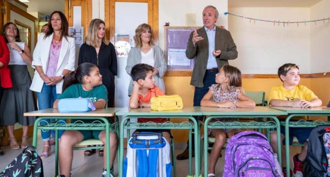 )Archivo) El presidente de Aragón y la consejera de Educación inauguran el curso escolar 23-24 en el colegio Pintor Pradilla de Villanueva de Galligo. | Foto: Fabián Simón - aragonhoy.es