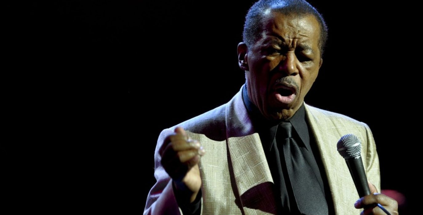 Ben E. King durante una actuación.