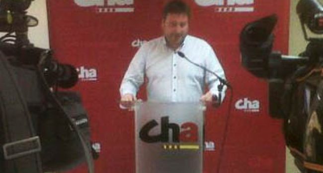 Pepe Soro, presidente de CHA, en el momento de hacer pública la decisión.