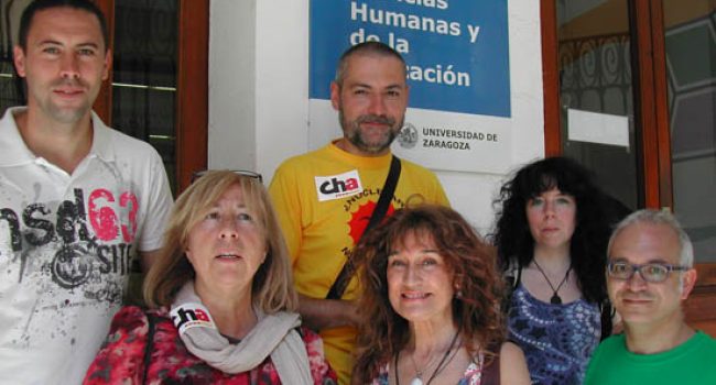 En su visita al Campus oscense ha explicado que “es necesario eliminar las barreras económicas para el acceso a la universidad, bajando las tasas, y mejorando y ampliando las becas, financiando adecuadamente la universidad pública y el sistema de movilidad de estudiantes (Erasmus)”.