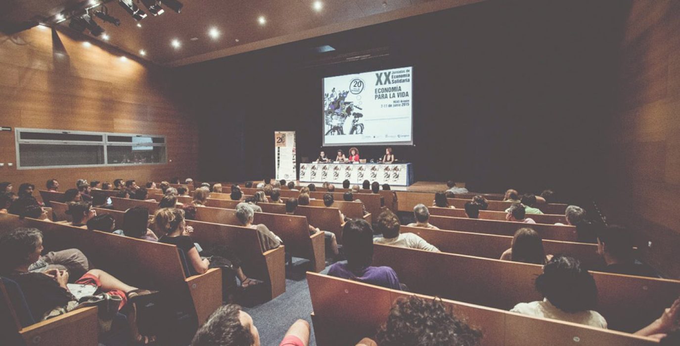 Las conferencias tendrán lugar en el Centro Joaquín Roncal. Foto: Oshito