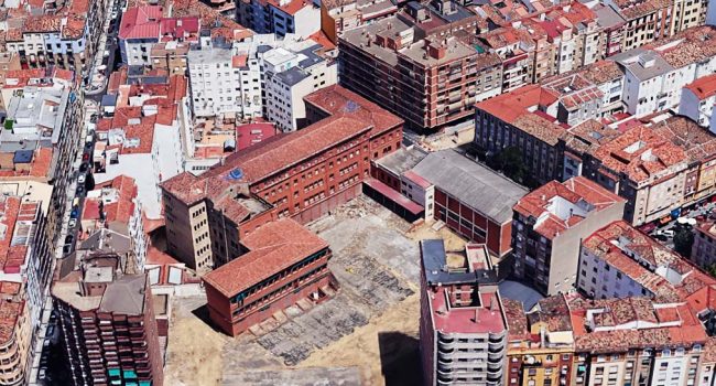 Vista anterior a las últimas actuaciones de derribo. | Foto: Google Maps