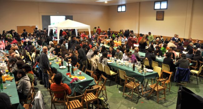 Comida popular celebrada en el Eco-Encuentro celebrado en Núez de Ebro en abril de 2012