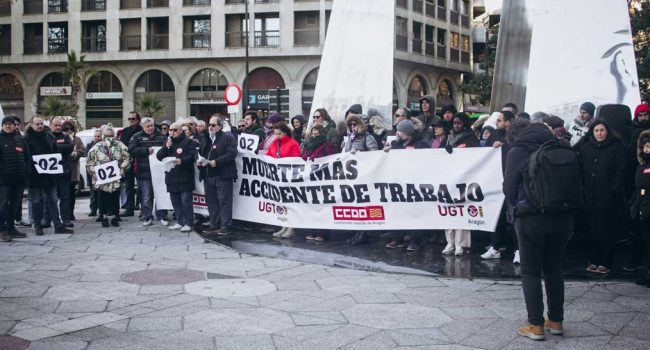 Un instante de la concentración realizada este lunes. | Foto: CCOO