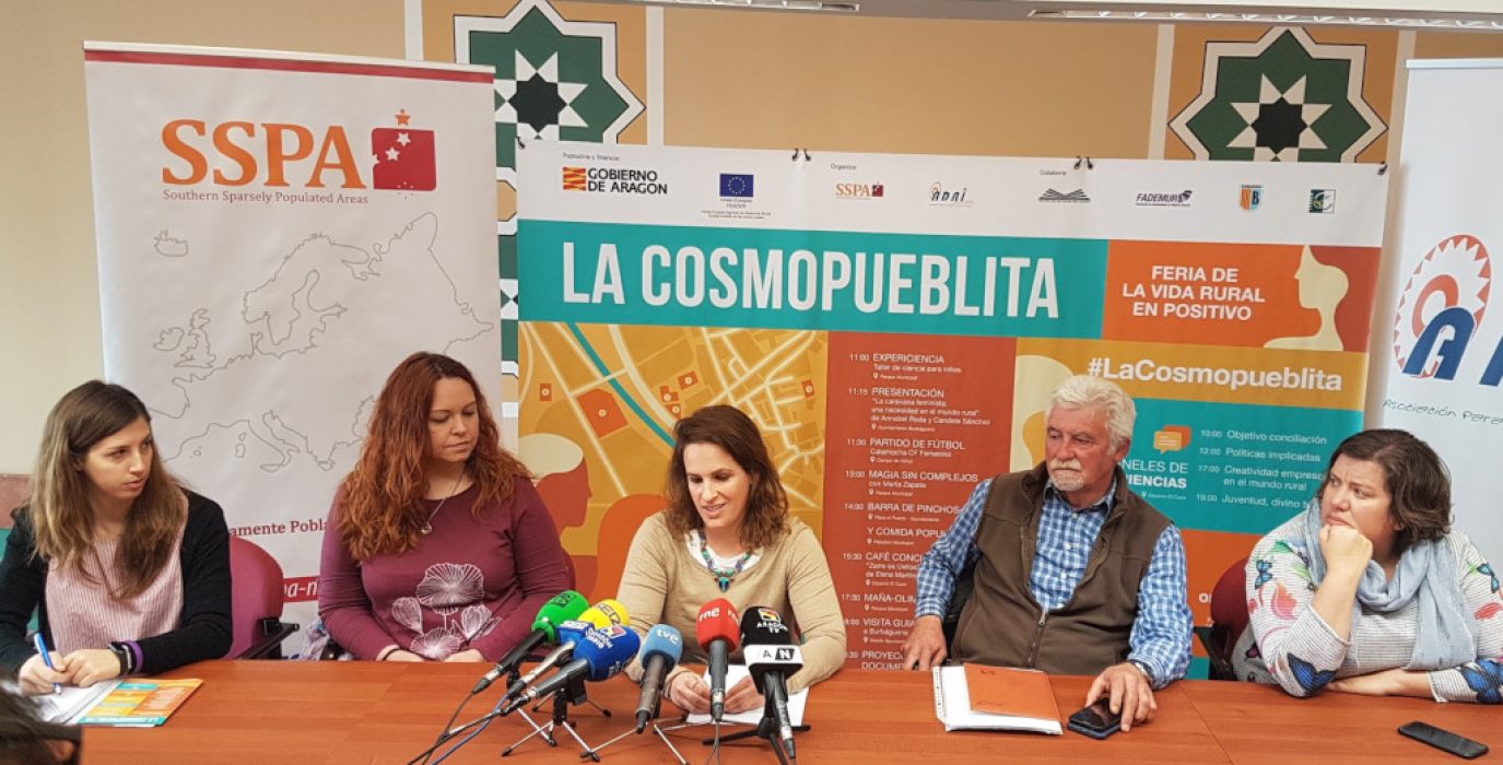 Imagen de la presentación de Cosmopueblita.